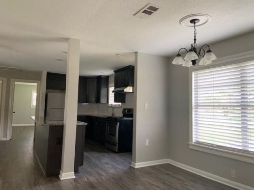 1000 Thomas Ave, Conroe TX  77301-1761 exterior