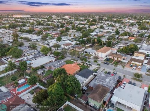 754 44th St, Hialeah FL  33013-1918 exterior