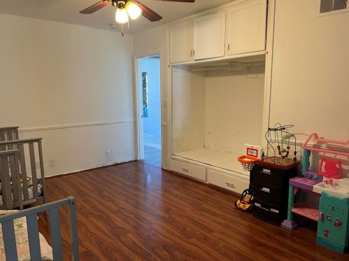 4916 Brompton Ave, Bell CA  90201-3729 exterior