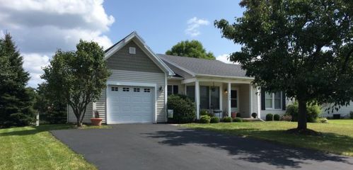 1235 Holland Dr, Canandaigua, NY 14425-8955