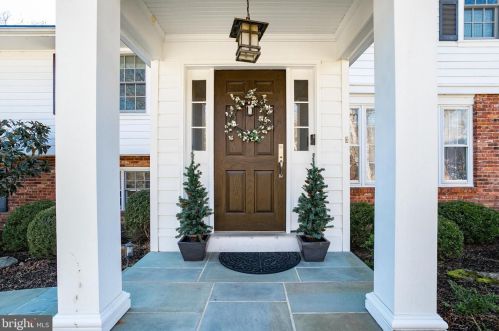 138 Herrontown Rd, Princeton NJ  08540-2921 exterior