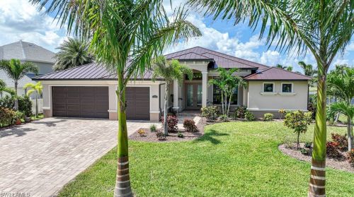 3412 2nd St, Cape Coral, FL 33991-7620