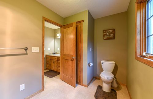 5102 Mary Allen Ln, Brainerd MN  56401-7989 exterior