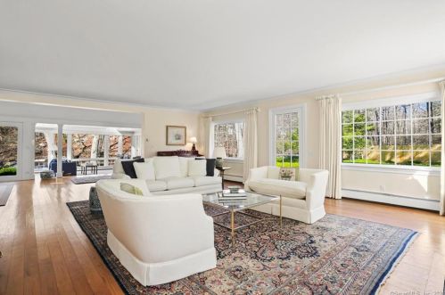 200 Mill Rd, New Canaan CT  06840-4310 exterior