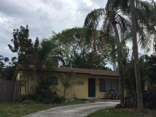 290 7th St, Boca Raton FL  33432-2718 exterior