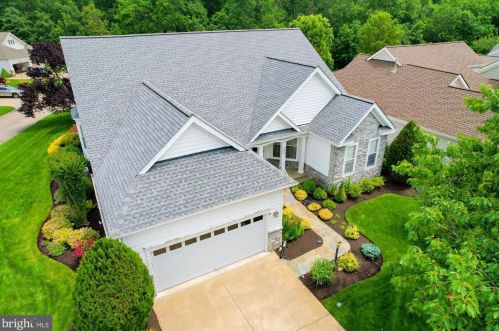 6825 Derby Run Way, Gainesville, VA 20155-3040