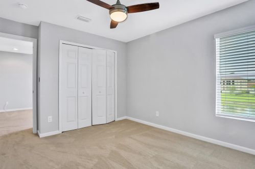 1753 Berkshire Cir, Vero Beach FL 32968-6720 exterior