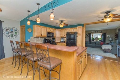 4501 65th St, Des Moines, IA 50322-1937