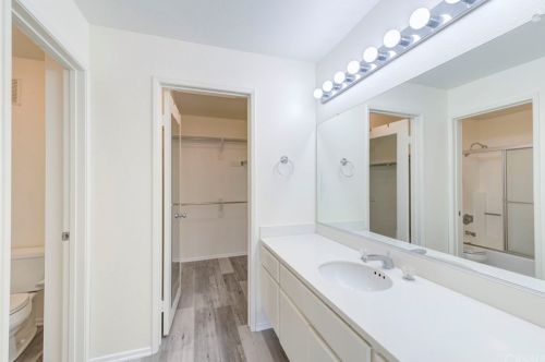 310 Villa Point Dr, Newport Beach CA  92660-6237 exterior