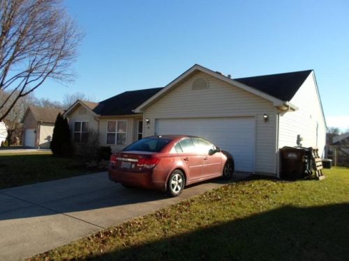 19 Glenside Dr, Amelia, OH 45102-1753