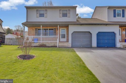 562 Wyatt Dr, Blandon, PA 19510-9502