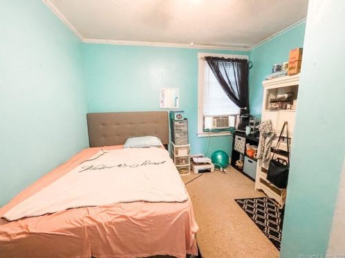 46 Grv St, Putnam CT  06260-2129 exterior