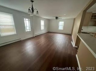 32 Pulaski St, Norwich CT  06351-2305 exterior