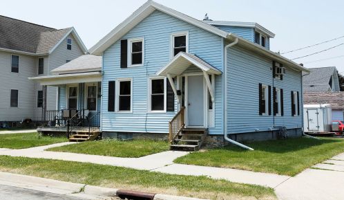 400 6th St, Watertown, WI 53094-3814