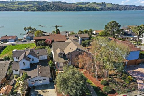 1080 L St, Benicia, CA 94510-2422
