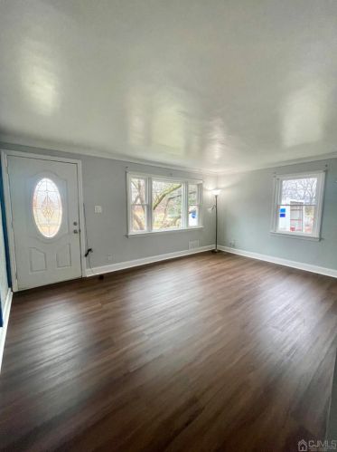 871 Old Bridge Tpke, East Brunswick, NJ 08816-3864