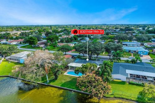 8301 19th St, Hollywood, FL 33024-3454