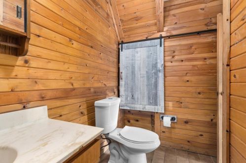 870 Broad St, Menasha WI  54952-3263 exterior