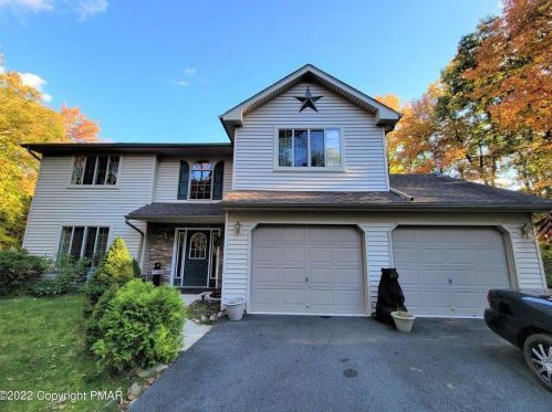 74 Saginaw Dr, Jim Thorpe, PA 18229-3746