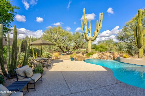 7482 High Pt Dr, Scottsdale AZ  85266-1413 exterior