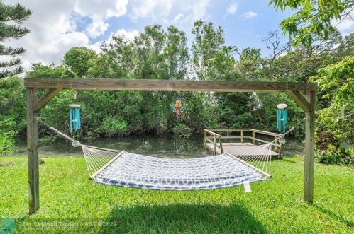 21044 Shady Vis Ln, Boca Raton FL  33428-1156 exterior