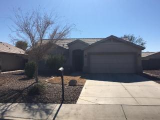 813 Centre Ave, Buckeye, AZ 85326-3306