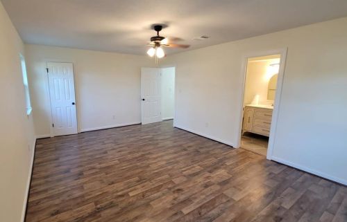 713 7th St, Morgans Point TX  77571-4933 exterior