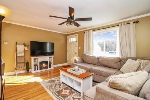 167 Stevens St, Bristol, CT 06010-2766
