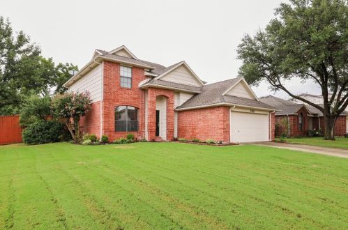 740 Teakwood Dr, Lewisville TX  75028-7232 exterior