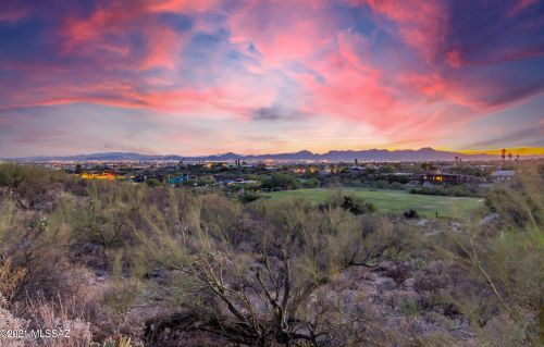 5821 Camino Del Mar, Tucson, AZ 85718-4622