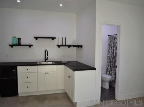 6255 Primrose Dr, La Mesa CA  91942-4030 exterior