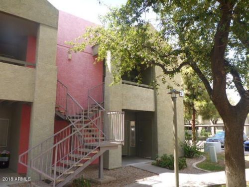 1295 Ash St, Gilbert AZ  85233-2123 exterior