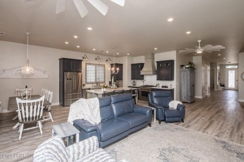 335 Buccaneer Ln, Lake Havasu City AZ  86406-6945 exterior