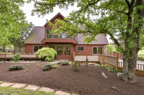 180 Cowperthwaite Rd, Bedminster NJ  07921-2904 exterior