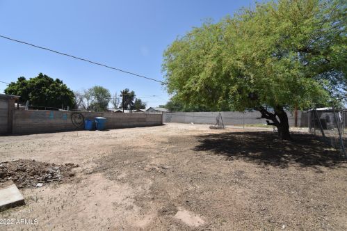 5816 7 St, Phoenix AZ 85006-1046 exterior