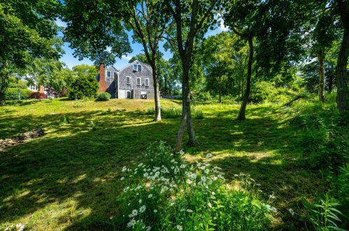 84 Doane Rd, Chatham, MA 02633-2373
