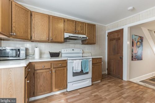 714 Manatawny St, Pottstown PA  19464-5143 exterior