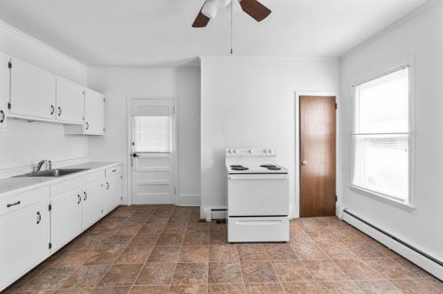 12 Nate Whipple Hwy, Cumberland RI  02864-3353 exterior