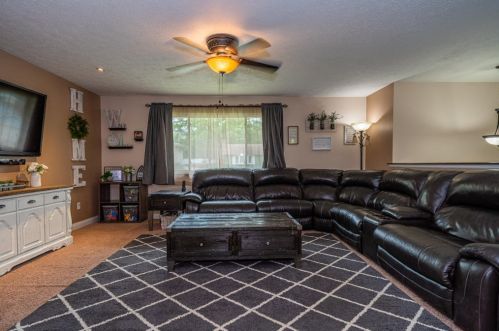 815 Stutely Pl, Miamisburg OH  45342-2025 exterior