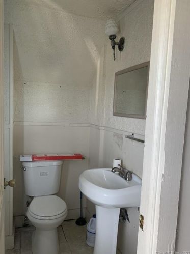 226 Colorado Ave, Bridgeport CT 06605-1746 exterior