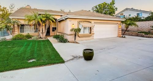 1267 Fitzgerald Rd, Simi Valley, CA 93065-6413
