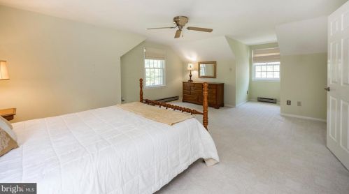 209 Knapp Rd, Lansdale PA 19446-1731 exterior