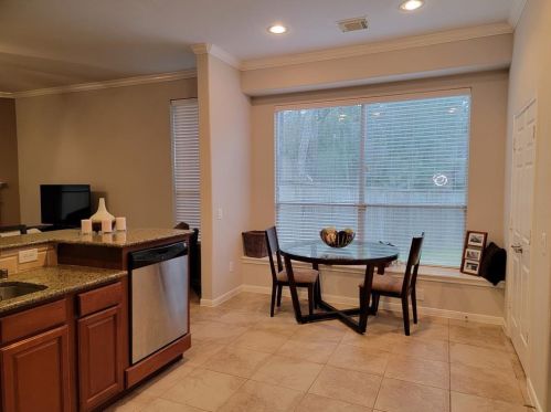 10206 Dover Fls Ct, Humble TX  77338-2844 exterior