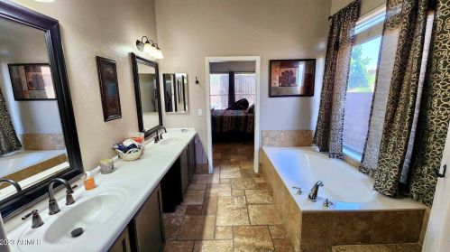 4524 Villa Linda Dr, Glendale AZ  85310-3025 exterior