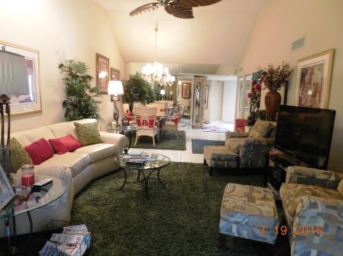 7665 Glendevon Ln, Delray Beach, FL 33446-2806