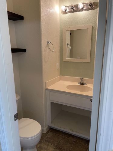 681 Decanter Cir, Windsor CA  95492-9630 exterior