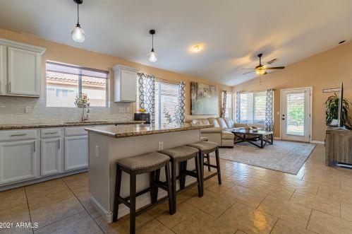 4205 Creosote Dr, Cave Creek AZ  85331-3813 exterior