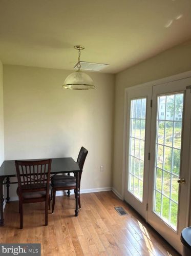 212 Ann St, Charles Town WV  25414-1604 exterior