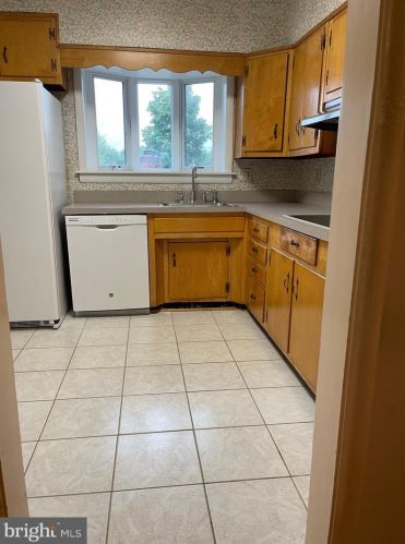 6235 Kilmer Ct, Falls Church VA  22044-1822 exterior