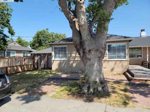663 Via Mirabel, San Lorenzo, CA 94580-2439